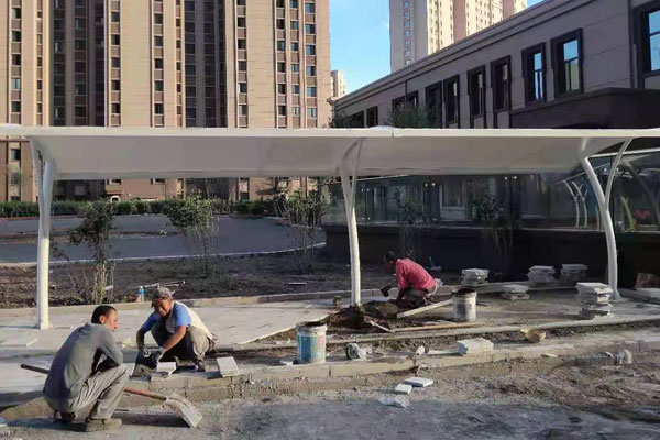 精选优质膜材料，巧妙构造乐竞(中国)-lejing.com停车棚遮阳棚